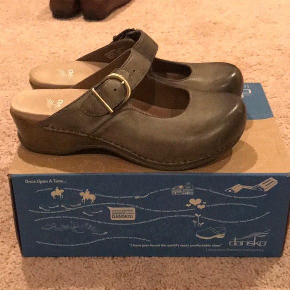 dansko martina stone